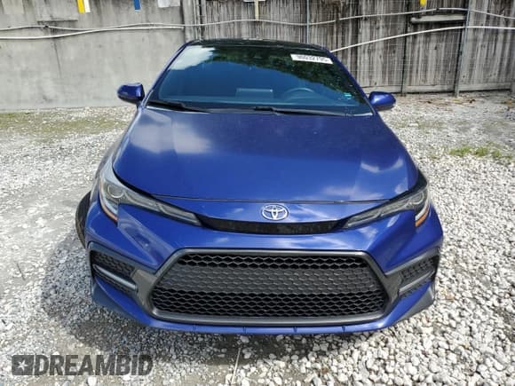 ✅ 2021 Toyota Corolla SE • VIN: 5YFS4MCE9MP070877 • Lot: 90032795. Wystawiony na Copart z przebiegiem 80 125 mil. Bezpłatny archiwum sprzedaży aukcyjnych z USA i szczegółowy raport historii pojazdu na DreamBid. Zdjęcie 5.