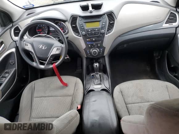 ✅ 2015 Hyundai Santa Fe • VIN: 5XYZT3LB2FG304978 • Lot: 90445875. Listed on Copart with 175,188 mi. Free auction sales archive from the USA and detailed vehicle history report at DreamBid. Image 8.