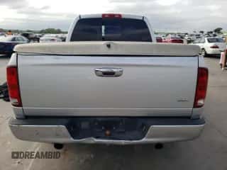 ✅ 2005 Dodge 1500 SLT • VIN: 1D7HA18DX5J575100 • Лот: 71294804. Размещён на Copart с пробегом Не указан миль. Получите бесплатный доступ к архиву аукционных продаж из США и посмотрите подробный отчёт об истории автомобиля на DreamBid. Изображение 6.