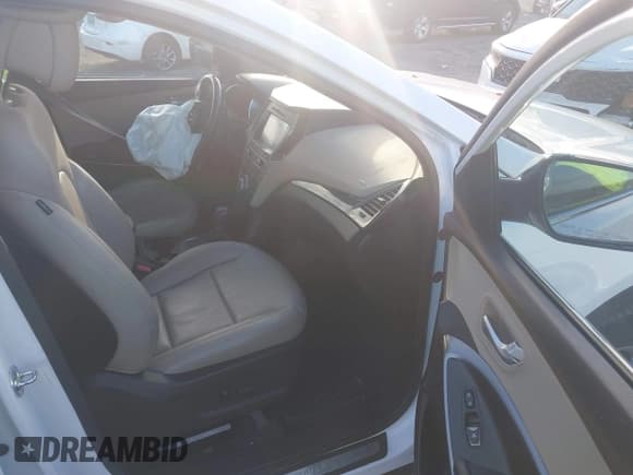 ✅ 2017 Hyundai Santa Fe 2.4L • VIN: 5XYZUDLB6HG432873 • Лот: 43500879. Опубликован ранее на IAAI с пробегом 160 025 миль. Бесплатный доступ к архиву аукционных продаж из США и подробный отчёт об истории автомобиля на DreamBid. Изображение 5.