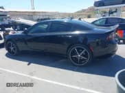 ✅ 2018 Dodge Charger SXT Plus • VIN: 2C3CDXHG7JH114414 • Lot: 43034477. Wystawiony na IAAI z przebiegiem 59 262 mil. Bezpłatny archiwum sprzedaży aukcyjnych z USA i szczegółowy raport historii pojazdu na DreamBid. Zdjęcie 14.