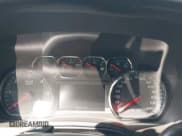 ✅ 2020 Chevrolet Suburban LT • VIN: 1GNSCHKC4LR154126 • Lot: 42983785. Wystawiony na IAAI z przebiegiem 190 770 mil. Bezpłatny archiwum sprzedaży aukcyjnych z USA i szczegółowy raport historii pojazdu na DreamBid. Zdjęcie 7.