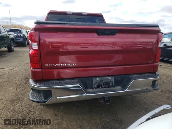 ✅ 2020 Chevrolet Silverado 1500 LT • VIN: 1GCUYDED0LZ323297 • Lot: 79124984. Wystawiony na Copart z przebiegiem 61 392 mil. Bezpłatny archiwum sprzedaży aukcyjnych z USA i szczegółowy raport historii pojazdu na DreamBid. Zdjęcie 6.