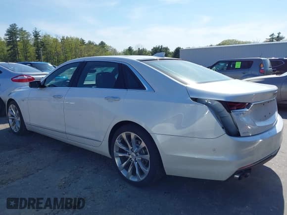 ✅ 2020 Cadillac CT6 Premium Luxury • VIN: 1G6KE5RS0LU100269 • Lot: 42232772. Listed on IAAI with 73,248 mi. Free auction sales archive from the USA and detailed vehicle history report at DreamBid. Image 3.