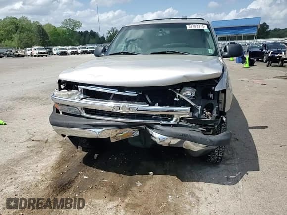 ✅ 2004 Chevrolet Suburban LS • VIN: 3GNEC16Z64G188962 • Лот: 51783375. Опубликован ранее на Copart с пробегом 190 017 миль. Бесплатный доступ к архиву аукционных продаж из США и подробный отчёт об истории автомобиля на DreamBid. Изображение 12.