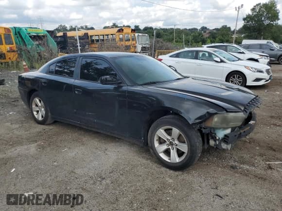 ✅ 2011 Dodge Charger Rallye • VIN: 2B3CL3CG8BH525077 • Лот: 68713365. Опубликован ранее на Copart с пробегом 170 915 миль. Бесплатный доступ к архиву аукционных продаж из США и подробный отчёт об истории автомобиля на DreamBid. Изображение 4.