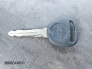 ✅ 2005 Chevrolet Equinox LT • VIN: 2CNDL73F856105929 • Лот: 42216845. Опубликован ранее на IAAI с пробегом 180 544 миль. Бесплатный доступ к архиву аукционных продаж из США и подробный отчёт об истории автомобиля на DreamBid. Изображение 11.