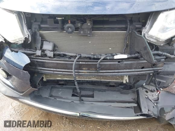 ✅ 2016 Nissan Rogue SL • VIN: 5N1AT2MV8GC892144 • Lot: 43290093. Listed on IAAI with 140,411 mi. Free auction sales archive from the USA and detailed vehicle history report at DreamBid. Image 10.