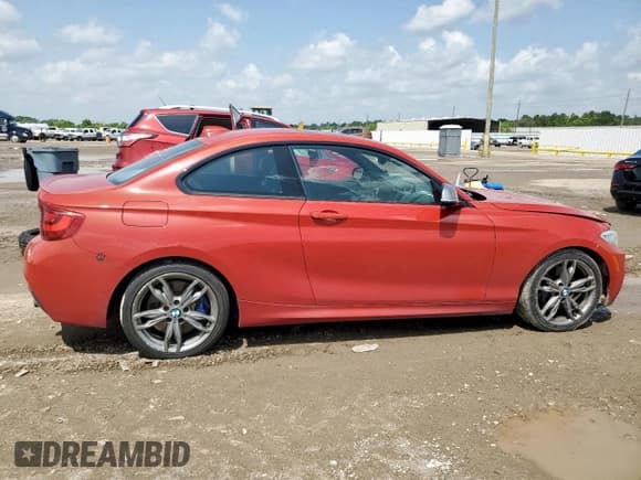 ✅ 2015 BMW 2 Series M235i • VIN: WBA1J7C50FV358922 • Lot: 64455005. Listed on Copart with 148,293 mi. Free auction sales archive from the USA and detailed vehicle history report at DreamBid. Image 3.