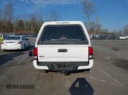 ✅ 2019 Toyota Tacoma SR5 • VIN: 5TFSZ5AN1KX170139 • Lot: 41909422. Wystawiony na IAAI z przebiegiem 69 224 mil. Bezpłatny archiwum sprzedaży aukcyjnych z USA i szczegółowy raport historii pojazdu na DreamBid. Zdjęcie 16.