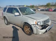 ✅ 2009 Ford Escape Limited • VIN: 1FMCU94G99KB00902 • Lot: 43276960. Wystawiony na IAAI z przebiegiem 138 567 mil. Bezpłatny archiwum sprzedaży aukcyjnych z USA i szczegółowy raport historii pojazdu na DreamBid. Zdjęcie 1.