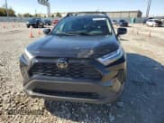 ✅ 2023 Toyota RAV4 XLE • VIN: 2T3P1RFV5PW401598 • Lot: 81513435. Wystawiony na Copart z przebiegiem 48 753 mil. Bezpłatny archiwum sprzedaży aukcyjnych z USA i szczegółowy raport historii pojazdu na DreamBid. Zdjęcie 5.