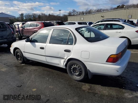 ✅ 1994 Toyota Corolla • VIN: 2T1AE04B6RC060224 • Lot: 43979655. Wystawiony na Copart z przebiegiem 149 471 mil. Bezpłatny archiwum sprzedaży aukcyjnych z USA i szczegółowy raport historii pojazdu na DreamBid. Zdjęcie 2.