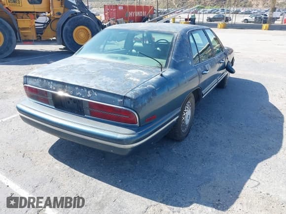 ✅ 1995 Buick Park Avenue • VIN: 1G4CW52K6SH615210 • Lot: 42428039. Wystawiony na IAAI z przebiegiem 218 377 mil. Bezpłatny archiwum sprzedaży aukcyjnych z USA i szczegółowy raport historii pojazdu na DreamBid. Zdjęcie 4.