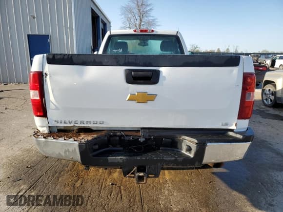 ✅ 2013 Chevrolet Silverado 2500HD Work Truck • VIN: 1GC0KVCG4DF173698 • Lot: 52408165. Listed on Copart with 221,846 mi. Free auction sales archive from the USA and detailed vehicle history report at DreamBid. Image 6.