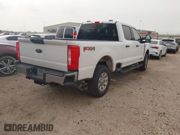 ✅ 2024 Ford F-250 XL • VIN: 1FT7W2BT2RED57843 • Лот: 41830230. Опубликован ранее на IAAI с пробегом 36 877 миль. Бесплатный доступ к архиву аукционных продаж из США и подробный отчёт об истории автомобиля на DreamBid. Изображение 4.