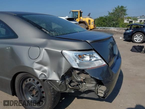 ✅ 2007 Honda Civic LX • VIN: 2HGFG126X7H534563 • Lot: 43267034. Listed on IAAI with 248,949 mi. Free auction sales archive from the USA and detailed vehicle history report at DreamBid. Image 6.