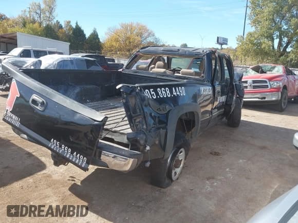 ✅ 2001 Chevrolet Silverado 2500HD LS • VIN: 1GCHC23G21F101862 • Lot: 43640023. Wystawiony na IAAI z przebiegiem 176 048 mil. Bezpłatny archiwum sprzedaży aukcyjnych z USA i szczegółowy raport historii pojazdu na DreamBid. Zdjęcie 4.