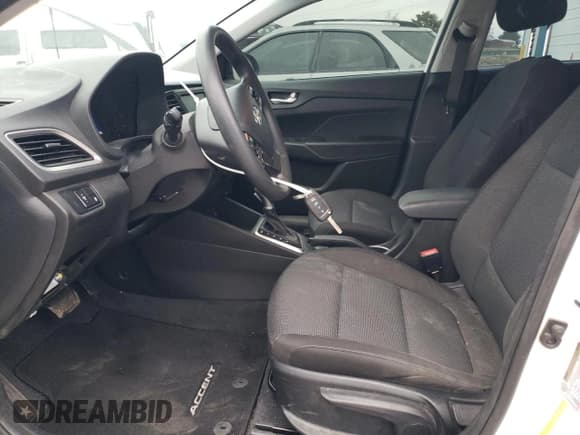 ✅ 2022 Hyundai Accent SE • VIN: 3KPC24A64NE188019 • Лот: 87675965. Опубликован ранее на Copart с пробегом 30 212 миль. Бесплатный доступ к архиву аукционных продаж из США и подробный отчёт об истории автомобиля на DreamBid. Изображение 7.