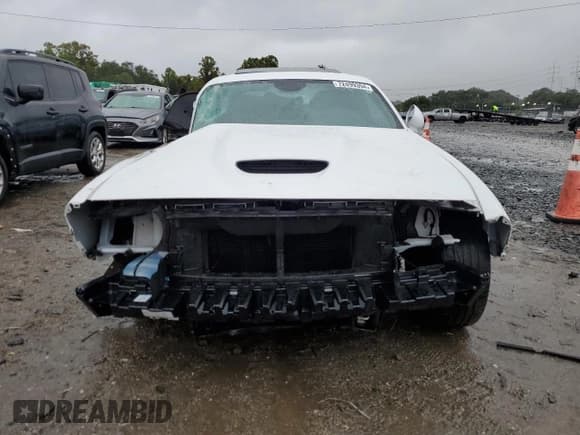 ✅ 2021 Dodge Challenger R/T • VIN: 2C3CDZBT8MH660323 • Lot: 72499394. Wystawiony na Copart z przebiegiem 38 960 mil. Bezpłatny archiwum sprzedaży aukcyjnych z USA i szczegółowy raport historii pojazdu na DreamBid. Zdjęcie 5.