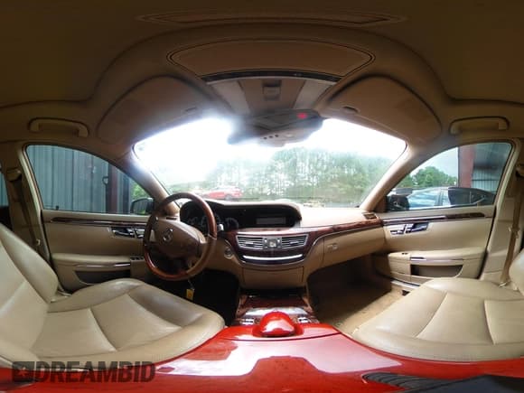 ✅ 2011 Mercedes-Benz S 550 • VIN: WDDNG7BBXBA402927 • Lot: 42454692. Wystawiony na IAAI z przebiegiem 166 963 mil. Bezpłatny archiwum sprzedaży aukcyjnych z USA i szczegółowy raport historii pojazdu na DreamBid. Zdjęcie 18.