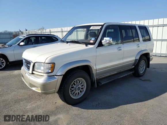 ✅ 1998 Isuzu Trooper S • VIN: JACDJ58X4W7915462 • Lot: 45632975. Listed on Copart with 135,215 mi. Free auction sales archive from the USA and detailed vehicle history report at DreamBid. Image 1.