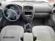 2005 Hyundai Santa Fe GLS с VIN KM8SC13E35U983152, выставлен на аукционе Copart как лот 41989645 с пробегом Не указан миль и Списание • Salvage title. История ставок и продаж доступна на DreamBid. Изображение 8.