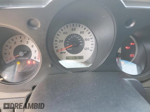 ✅ 2004 Nissan Xterra XE • VIN: 5N1ED28TX4C657036 • Lot: 69321154. Wystawiony na Copart z przebiegiem 176 782 mil. Bezpłatny archiwum sprzedaży aukcyjnych z USA i szczegółowy raport historii pojazdu na DreamBid. Zdjęcie 9.