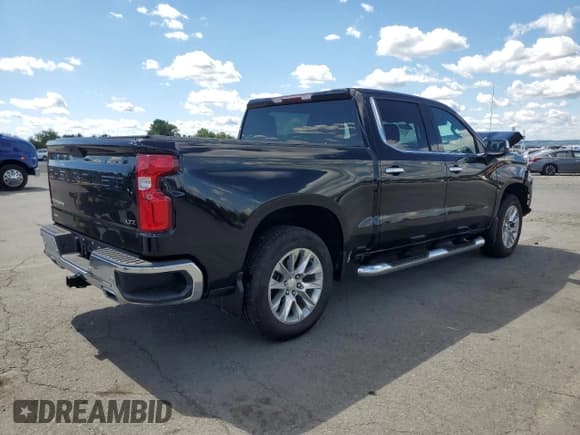 ✅ 2020 Chevrolet Silverado 1500 LTZ • VIN: 3GCUYGET4LG194943 • Lot: 70542645. Wystawiony na Copart z przebiegiem 53 164 mil. Bezpłatny archiwum sprzedaży aukcyjnych z USA i szczegółowy raport historii pojazdu na DreamBid. Zdjęcie 3.