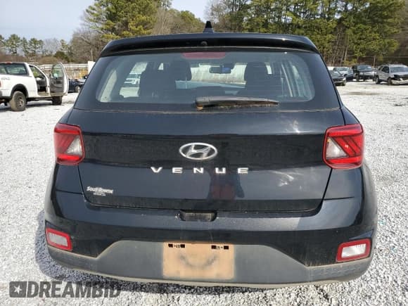 ✅ 2021 Hyundai Venue SE • VIN: KMHRB8A39MU075363 • Lot: 42988965. Listed on Copart with 64,176 mi. Free auction sales archive from the USA and detailed vehicle history report at DreamBid. Image 6.