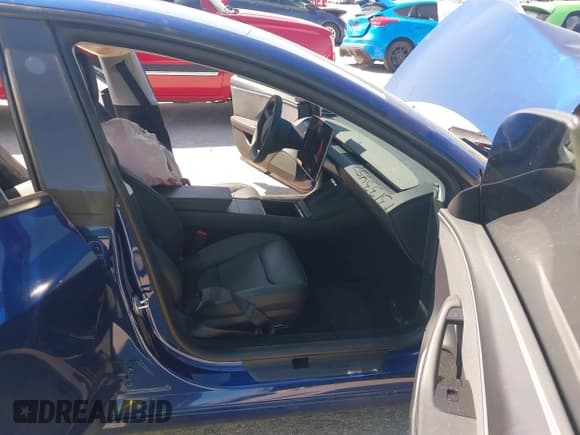 ✅ 2025 Tesla Model 3 Long Range • VIN: 5YJ3E1EA1SF910377 • Lot: 43133452. Listed on IAAI with 27,486 mi. Free auction sales archive from the USA and detailed vehicle history report at DreamBid. Image 5.