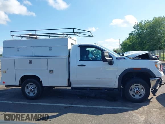 ✅ 2021 GMC Sierra 2500HD • VIN: 1GD09LE71MF220842 • Lot: 42720408. Wystawiony na IAAI z przebiegiem 112 233 mil. Bezpłatny archiwum sprzedaży aukcyjnych z USA i szczegółowy raport historii pojazdu na DreamBid. Zdjęcie 13.