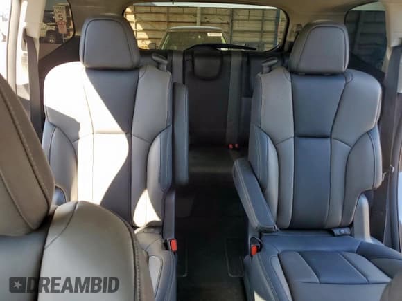 ✅ 2022 Subaru Ascent Onyx • VIN: 4S4WMAJD8N3468226 • Lot: 81469755. Wystawiony na Copart z przebiegiem 43 017 mil. Bezpłatny archiwum sprzedaży aukcyjnych z USA i szczegółowy raport historii pojazdu na DreamBid. Zdjęcie 10.