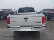 ✅ 2010 Dodge Dakota Bighorn/Lonestar • VIN: 1D7CW3GK0AS228256 • Lot: 41552140. Wystawiony na IAAI z przebiegiem 195 566 mil. Bezpłatny archiwum sprzedaży aukcyjnych z USA i szczegółowy raport historii pojazdu na DreamBid. Zdjęcie 17.