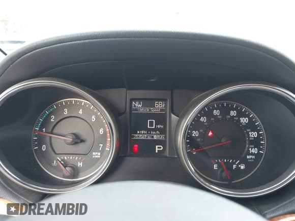 ✅ 2011 Jeep Grand Cherokee Overland • VIN: 1J4RR6GT4BC738511 • Lot: 43349854. Listed on IAAI with 252,639 mi. Free auction sales archive from the USA and detailed vehicle history report at DreamBid. Image 7.