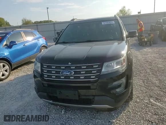 ✅ 2016 Ford Explorer XLT • VIN: 1FM5K8D80GGC95208 • Lot: 81085655. Wystawiony na Copart z przebiegiem 107 405 mil. Bezpłatny archiwum sprzedaży aukcyjnych z USA i szczegółowy raport historii pojazdu na DreamBid. Zdjęcie 14.