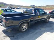 ✅ 2000 GMC Sonoma SLS • VIN: 1GTCS19W6Y8205940 • Lot: 42510341. Listed on IAAI with 163,942 mi. Free auction sales archive from the USA and detailed vehicle history report at DreamBid. Image 13.