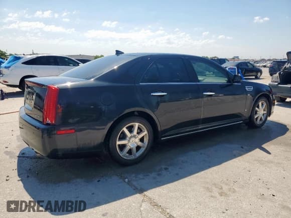 ✅ 2009 Cadillac STS RWD • VIN: 1G6DW67V390103790 • Лот: 56596915. Опубликован ранее на Copart с пробегом 57 537 миль. Бесплатный доступ к архиву аукционных продаж из США и подробный отчёт об истории автомобиля на DreamBid. Изображение 3.
