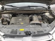 ✅ 2017 Toyota Highlander LE • VIN: 5TDBZRFHXHS452840 • Lot: 81346695. Wystawiony na Copart z przebiegiem 188 344 mil. Bezpłatny archiwum sprzedaży aukcyjnych z USA i szczegółowy raport historii pojazdu na DreamBid. Zdjęcie 12.