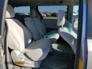 ✅ 2014 Toyota Sienna LE • VIN: 5TDKK3DC0ES417017 • Lot: 81239745. Listed on Copart with 155,123 mi. Free auction sales archive from the USA and detailed vehicle history report at DreamBid. Image 11.