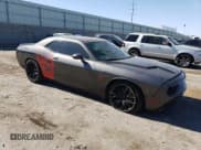 ✅ 2016 Dodge Challenger R/T Scat Pack • VIN: 2C3CDZFJ4GH345659 • Lot: 57662504. Wystawiony na Copart z przebiegiem 110 314 mil. Bezpłatny archiwum sprzedaży aukcyjnych z USA i szczegółowy raport historii pojazdu na DreamBid. Zdjęcie 4.