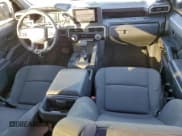 ✅ 2024 Toyota Tacoma SR • VIN: 3TYKD5HN7RT003129 • Lot: 96612955. Wystawiony na Copart z przebiegiem 15 244 mil. Bezpłatny archiwum sprzedaży aukcyjnych z USA i szczegółowy raport historii pojazdu na DreamBid. Zdjęcie 8.