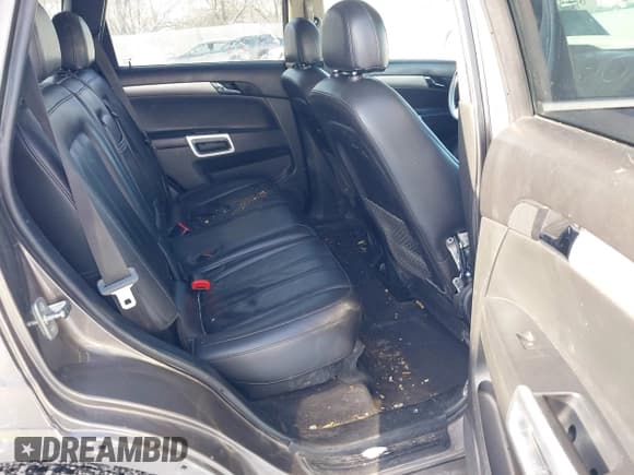 ✅ 2012 Chevrolet Captiva Sport LTZ • VIN: 3GNFL4E53CS617278 • Lot: 41592111. Wystawiony na IAAI z przebiegiem 248 602 mil. Bezpłatny archiwum sprzedaży aukcyjnych z USA i szczegółowy raport historii pojazdu na DreamBid. Zdjęcie 8.