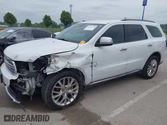 ✅ 2016 Dodge Durango SXT • VIN: 1C4RDHAG9GC424274 • Lot: 42271778. Listed on IAAI with 196,817 mi. Free auction sales archive from the USA and detailed vehicle history report at DreamBid. Image 2.