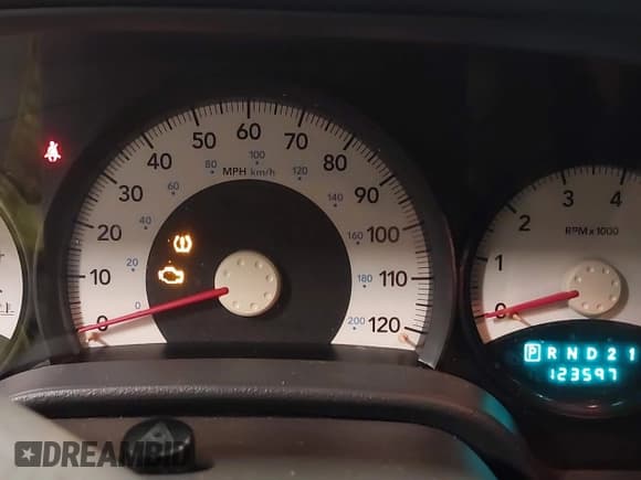 ✅ 2008 Dodge Durango • VIN: 1D8HB38N98F141108 • Lot: 41552320. Listed on IAAI with 123,597 mi. Free auction sales archive from the USA and detailed vehicle history report at DreamBid. Image 7.