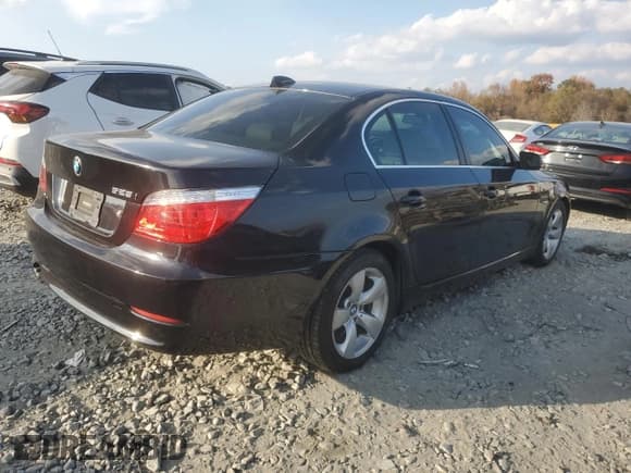 ✅ 2008 BMW 5 Series 528i • VIN: WBANU53528C117259 • Lot: 92002865. Listed on Copart with 106,255 mi. Free auction sales archive from the USA and detailed vehicle history report at DreamBid. Image 3.