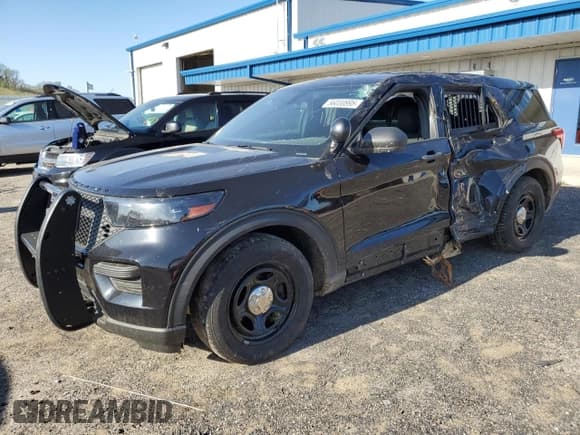 ✅ 2020 Ford Police Interceptor Utility • VIN: 1FM5K8AC6LGA83352 • Lot: 56030895. Wystawiony na Copart z przebiegiem 169 358 mil. Bezpłatny archiwum sprzedaży aukcyjnych z USA i szczegółowy raport historii pojazdu na DreamBid. Zdjęcie 1.