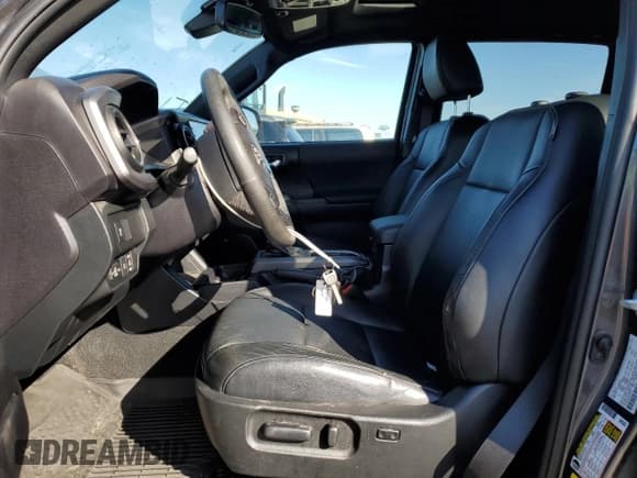 ✅ 2021 Toyota Tacoma SR • VIN: 3TMCZ5AN2MM387969 • Lot: 86900485. Listed on Copart with 17,350 mi. Free auction sales archive from the USA and detailed vehicle history report at DreamBid. Image 7.