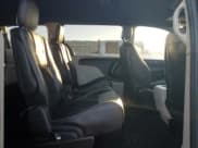 ✅ 2018 Dodge Grand Caravan SE • VIN: 2C4RDGBG4JR329371 • Lot: 90029535. Wystawiony na Copart z przebiegiem 161 325 mil. Bezpłatny archiwum sprzedaży aukcyjnych z USA i szczegółowy raport historii pojazdu na DreamBid. Zdjęcie 11.