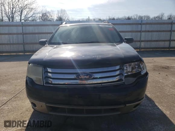 ✅ 2009 Ford Taurus X Eddie Bauer • VIN: 1FMDK08W09GA02965 • Лот: 46061195. Опубликован ранее на Copart с пробегом 223 219 миль. Бесплатный доступ к архиву аукционных продаж из США и подробный отчёт об истории автомобиля на DreamBid. Изображение 5.